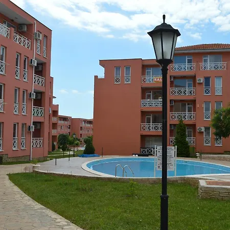 Bratanov In Sunny Day 6 Διαμέρισμα *